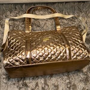 💋Luv Betsey by Betsey Johnson